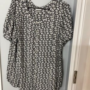 NWOT black white blouse